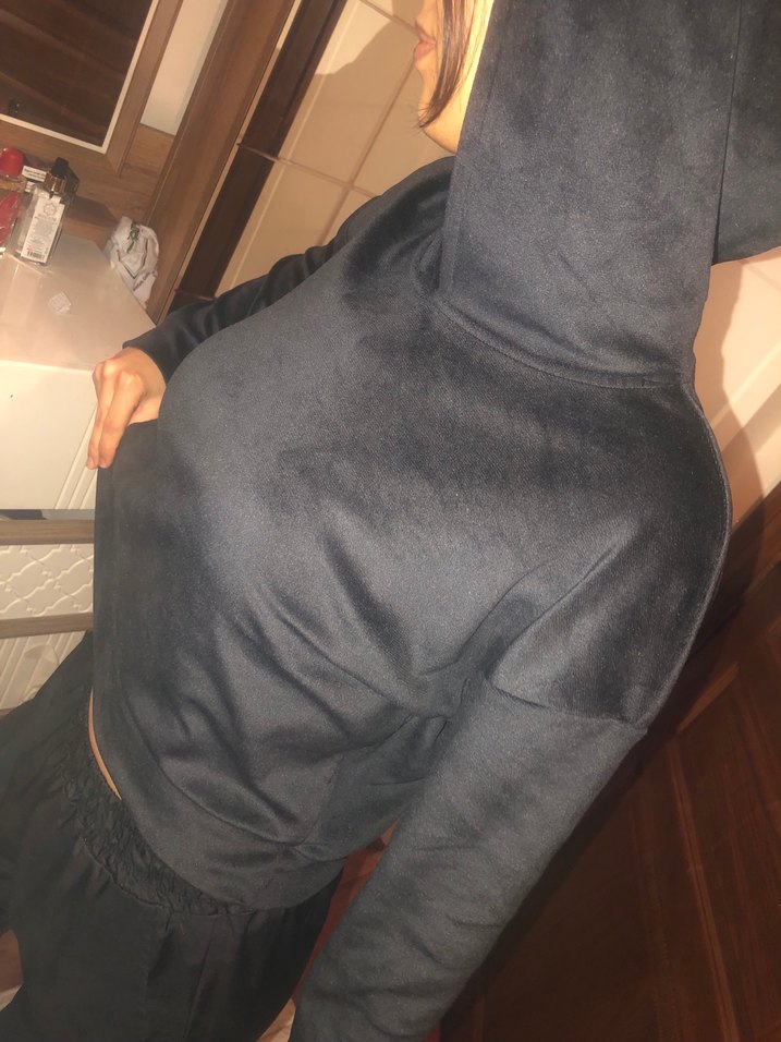 Kadife kapşonlu üst - Görsel 2