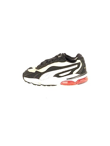 Puma Spor Ayakkabı %70 İndirimli.