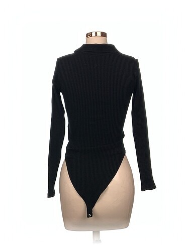 m Beden Zara Bluz %70 İndirimli.