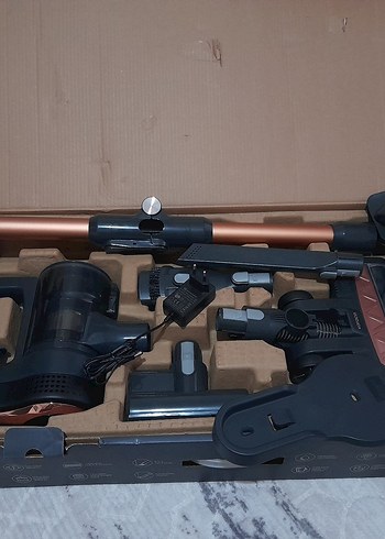 KARACA Vantuz şarjlı dikey Süpürge - Görsel 16