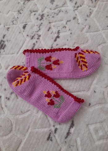 Tasarımcı Nakışlı Pembe Kız Çocuk Örgü Ev Terliği