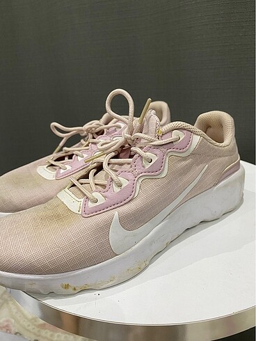 37,5 Beden pembe Renk Nike orjinal