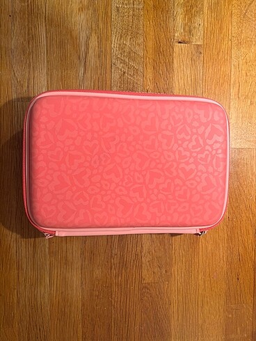  Smiggle kalem kutusu
