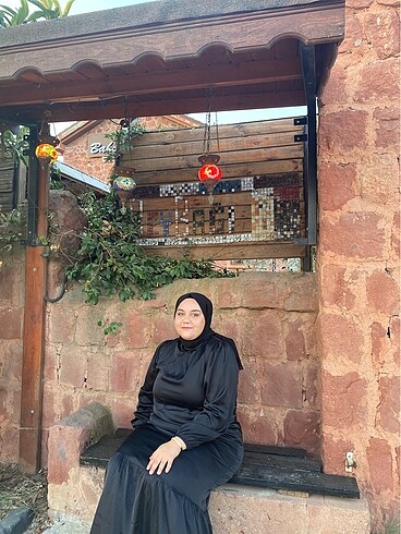46 Beden siyah Renk Elbise