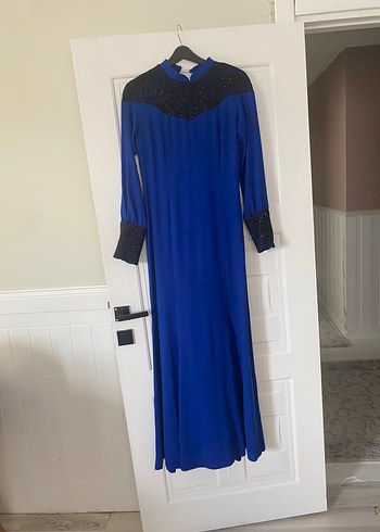 Uzun Kollu, Yüksek Yakalı Mavi Vintage Elbise