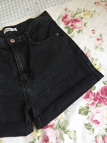 Pull and Bear pull and bear siyah şort