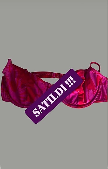 Kullanilmamis bikini üstü