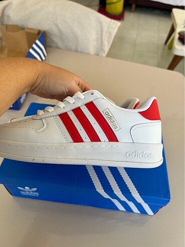 Adidas Adidas