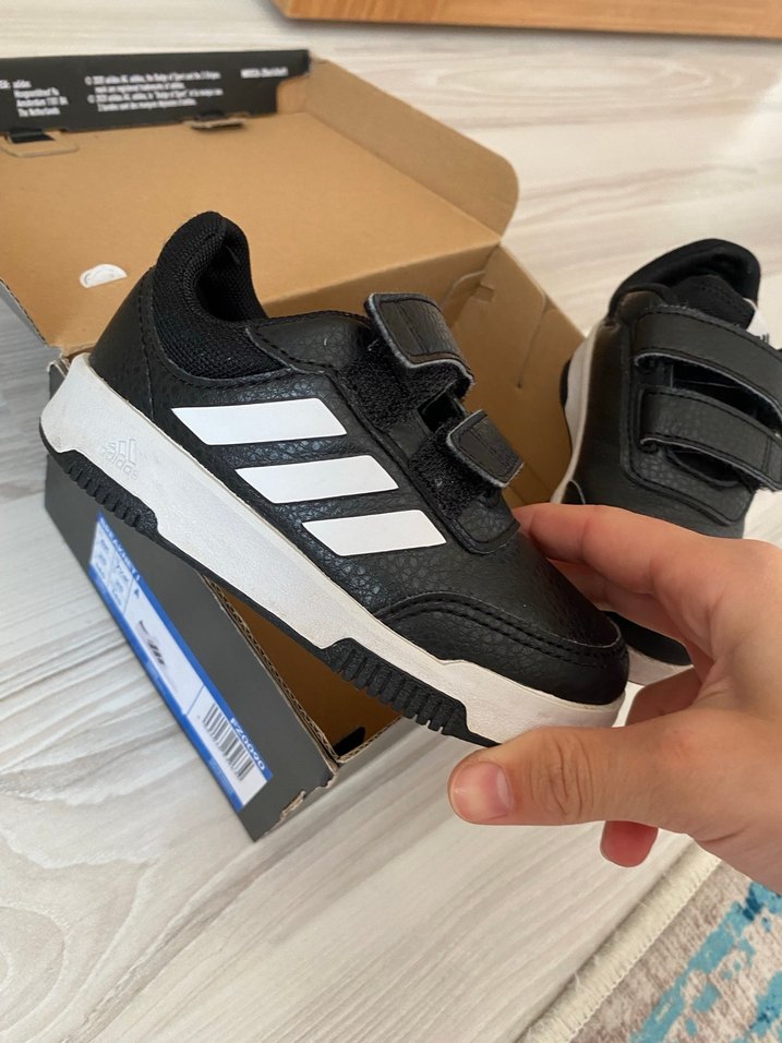 Erkek Çocuk Siyah Cırtcırtlı Spor Ayakkabı - Görsel 2