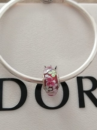 Pandora murano