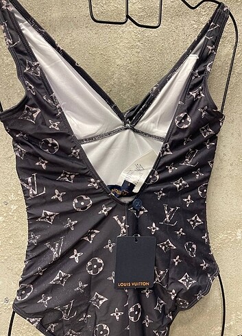 m Beden Louis Vuitton Swimsuit 