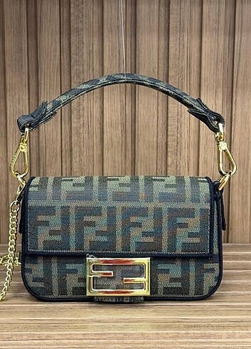Fendi Baguette Mini