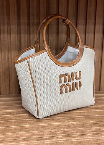 MIU MIU CANVAS 