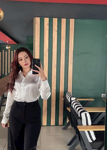 Trendyol & Milla Hafif Dökümlü Beyaz Saten Gömlek