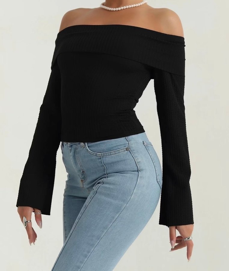 Siyah Kayık Yaka Fit Bluz - Görsel 2