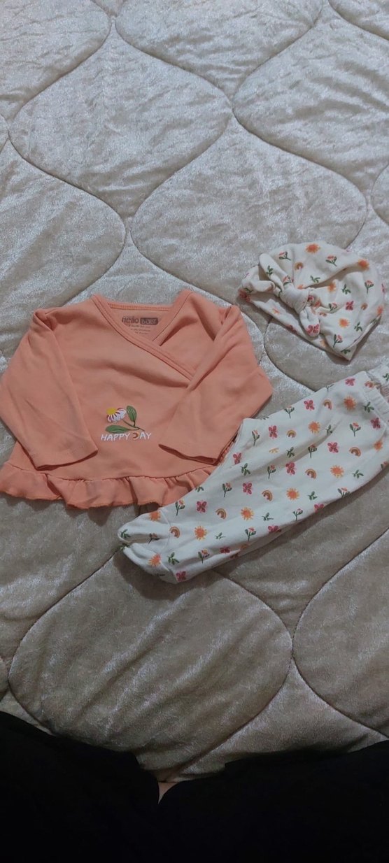 Yeşil Bebek Takımı Uzun Kollu ve Şapkalı - Görsel 2