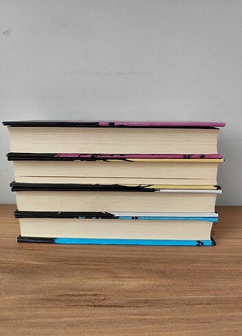 Solucan Serisi -Zeynep Sey-