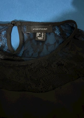 Kadın Siyah Kısa Kollu Fırfırlı Bluz - Görsel 2