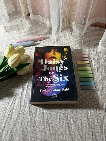 Daisy Jones ve The Six