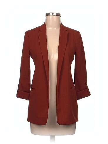 Bershka Blazer %70 İndirimli.