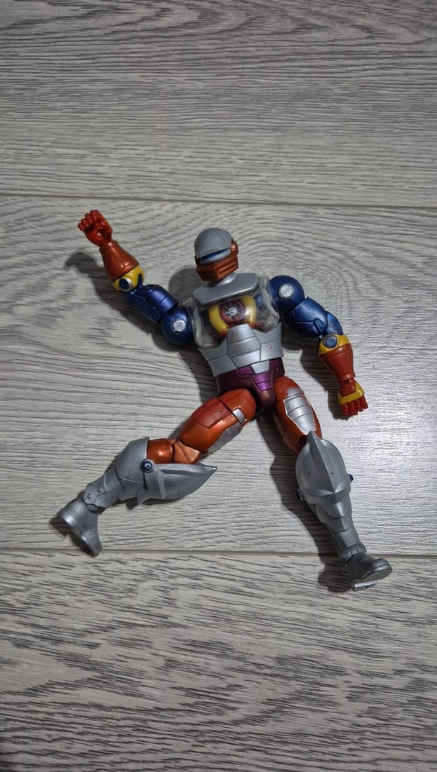 Gri Detaylı Çok Hareketli Aksiyon Figürü - Görsel 4