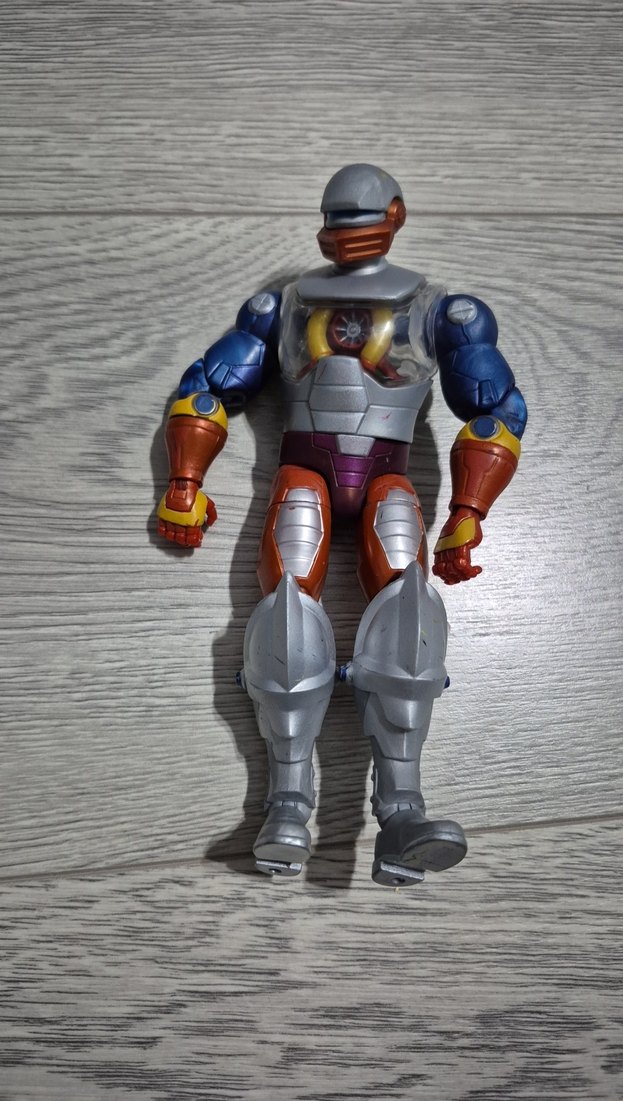 Gri Detaylı Çok Hareketli Aksiyon Figürü - Görsel 2