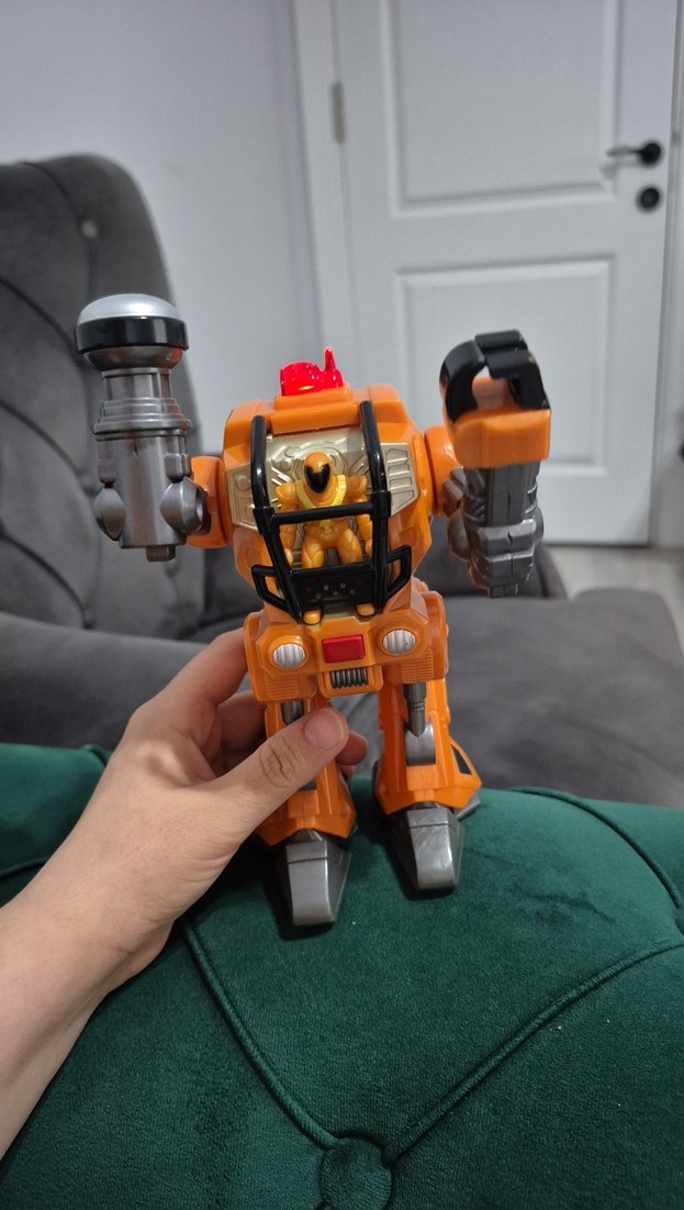 Renkli Turuncu Robot Aksiyon Figürü - Görsel 4
