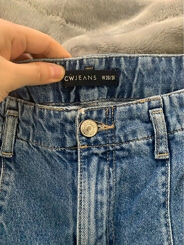 36 Beden mavi Renk mom jean