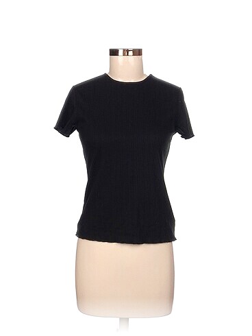 Diğer T-shirt %70 İndirimli.