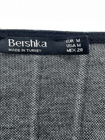 m Beden çeşitli Renk Bershka Uzun Tulum %70 İndirimli.