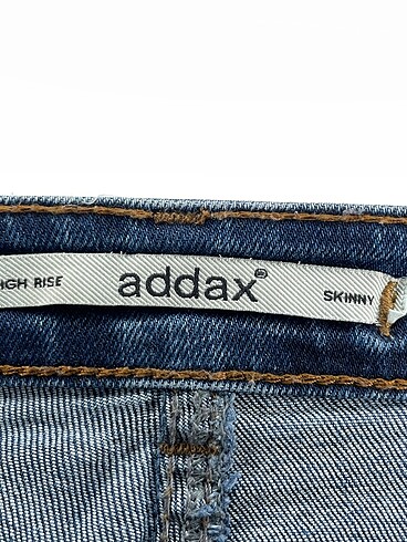 28 Beden mavi Renk Addax Jean / Kot %70 İndirimli.