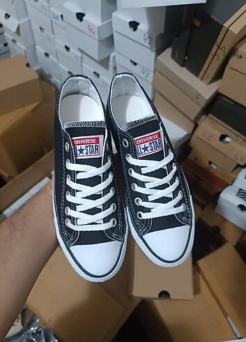 37 Beden siyah Renk Siyah Kısa Bilek Converse Ayakkabı