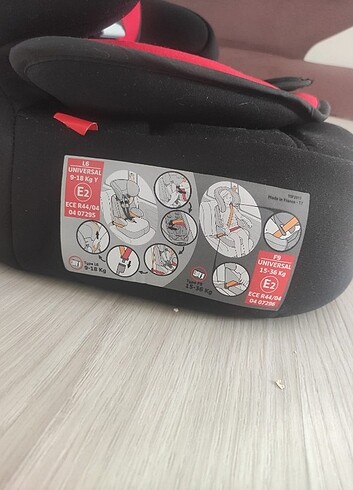 Beden kırmızı Renk Sıfır hiç kullanılmamış oto koltuğu