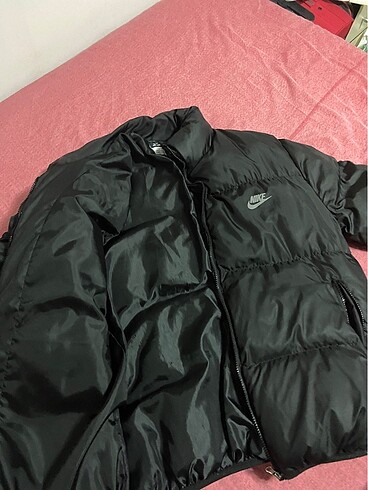Siyah Nike mont