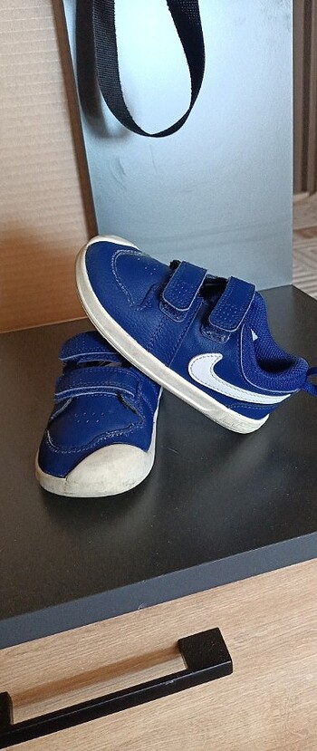 Orjinal Nike 23.5 bebek spor ayakkabı 