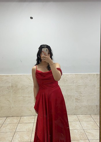 Kırmızı Uzun Drapeli Straplez Kadın Abiye Elbise - Görsel 2