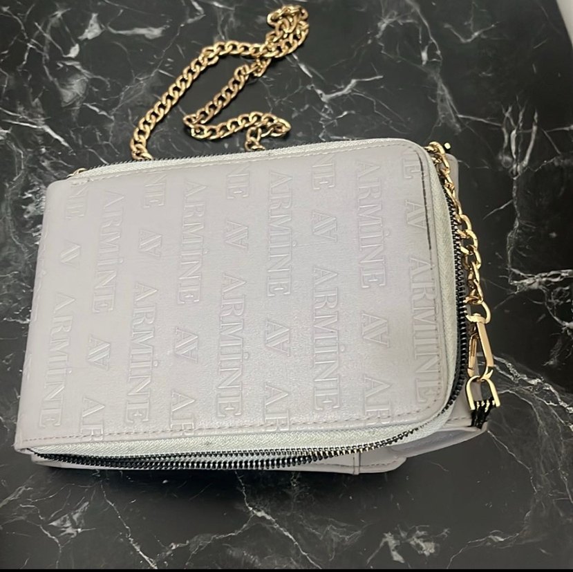 Zincir Detaylı Gri Kadın Deri Çapraz Çanta - Görsel 4