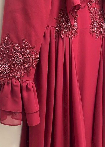 Bordo Uzun Kollu Fırfırlı İşlemeli Abiye Elbise - Görsel 4