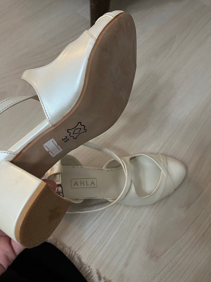 Kırık beyaz Tokalı Kadın Topuklu Ayakkabı gelin ayakkabısı - Görsel 3