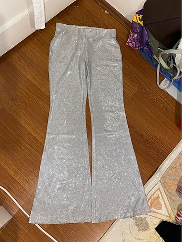 gümüş ışıltılı pantolon