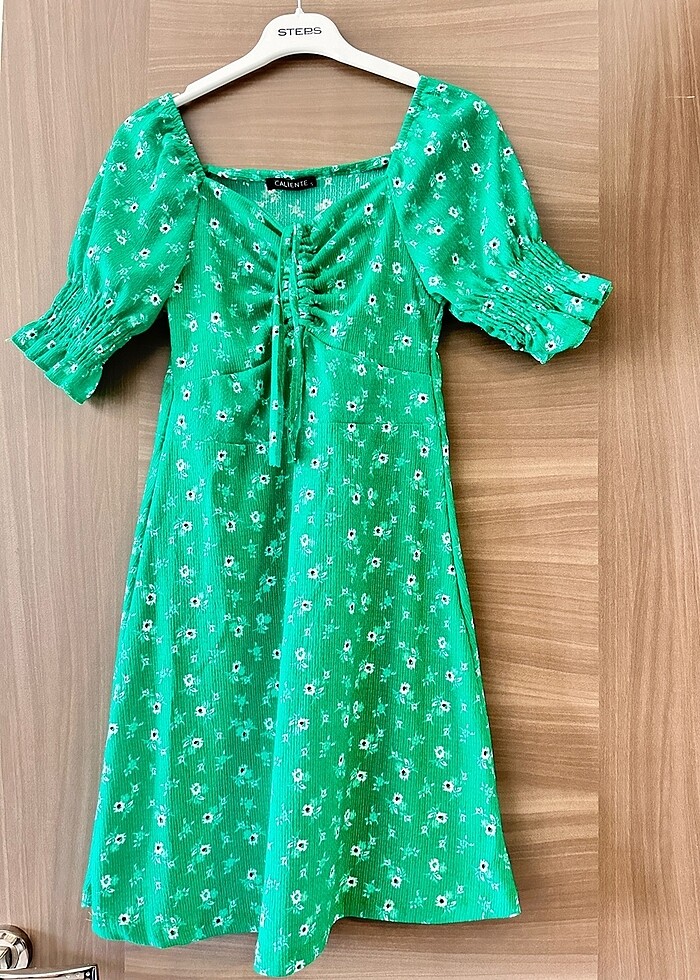 Yeşil günlük elbise - Görsel 3