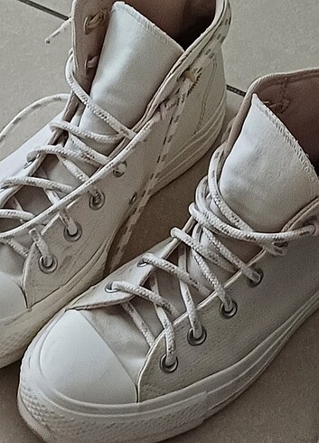 39,5 Beden ten rengi Renk Converse ayakkabı