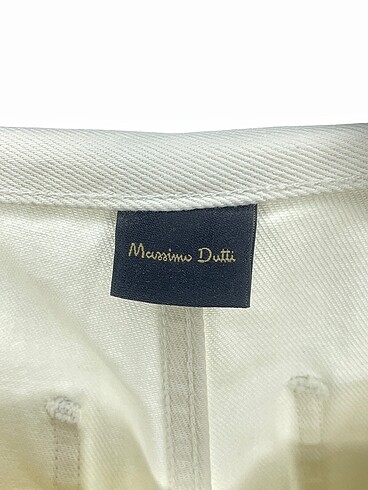 40 Beden beyaz Renk Massimo Dutti Jean / Kot %70 İndirimli.