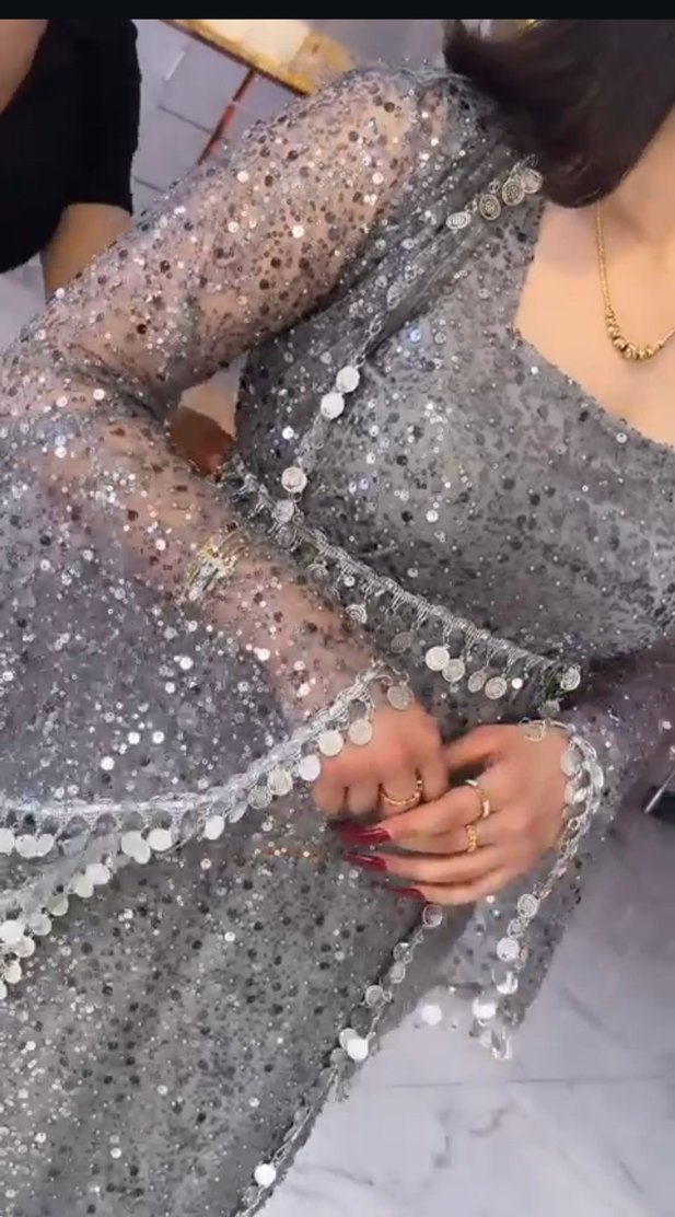 Payetli Gri Uzun Kollu Abiye Elbise - Görsel 3