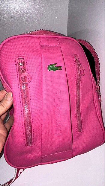Lacoste sırt çantası