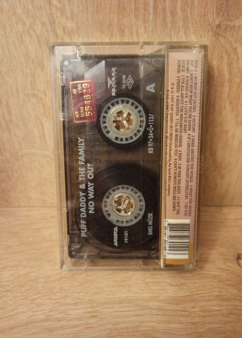Puff Daddy & The Family - No Way Out Kaset - Görsel 2