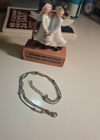 Zincir Detaylı Kadın Bileklik - Görsel 3