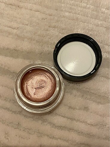 Beden MAYBELLINE COLOR TATTOO KREM GÖZ FARI