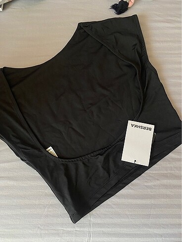 m Beden BERSHKA TSHIRT