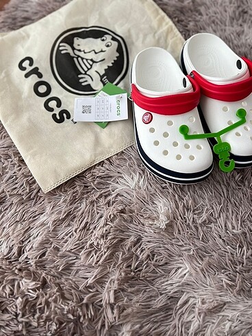 39 Beden çeşitli Renk CROCS renkler